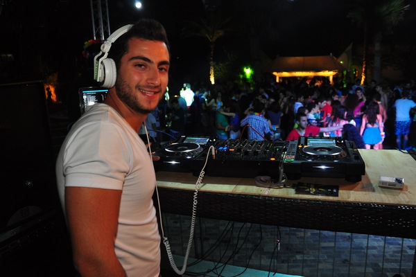 Promo Antoura at Cyan